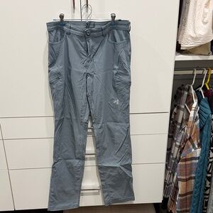 Eddie Bauer Blue Straight Leg Pants women’s size 12 brand new